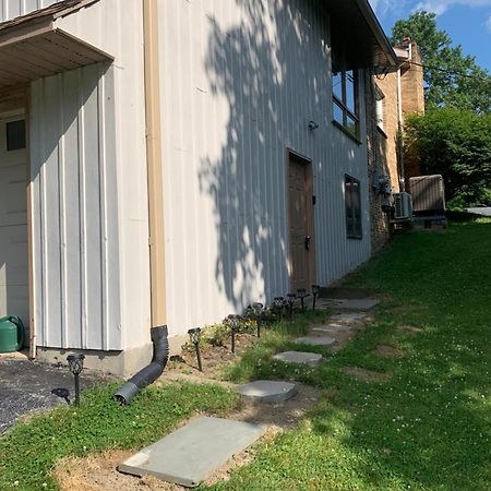 2 Bedroom Apartment- Close To Hershey Park, Hollywood Casino And Downtown Harrisburg Exterior photo