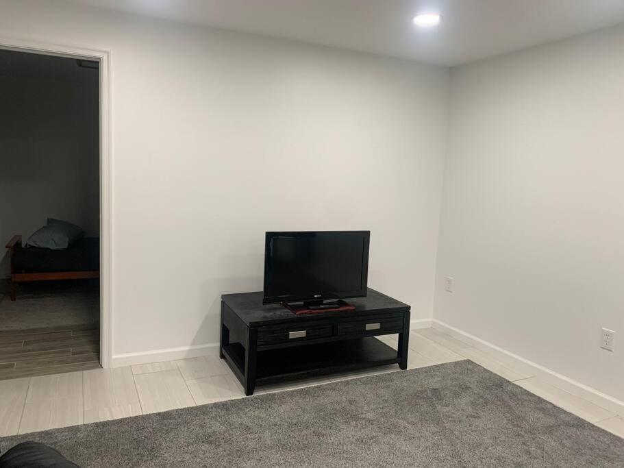 2 Bedroom Apartment- Close To Hershey Park, Hollywood Casino And Downtown Harrisburg Exterior photo